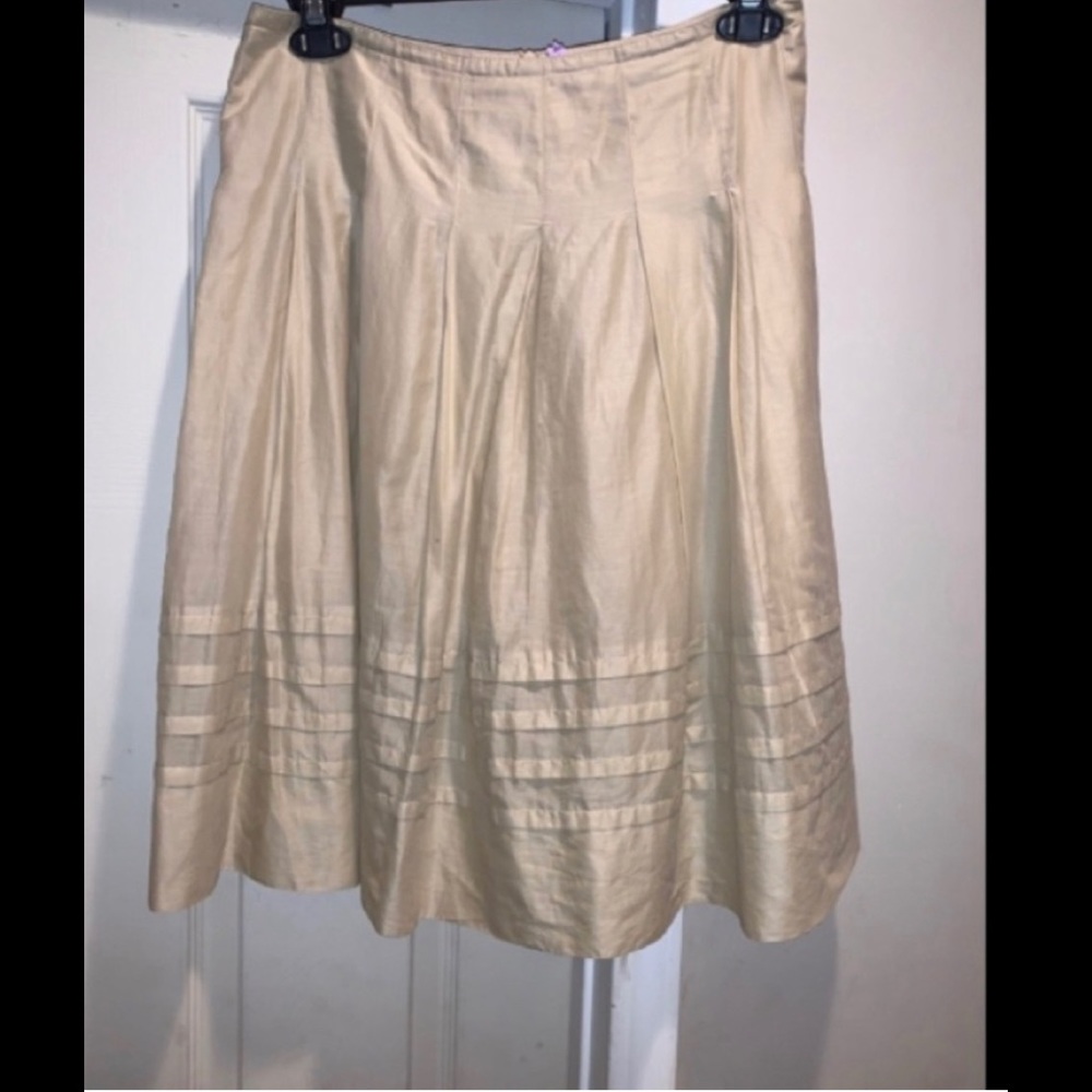 Banana Republic Khaki Color Skirt, Size 6
